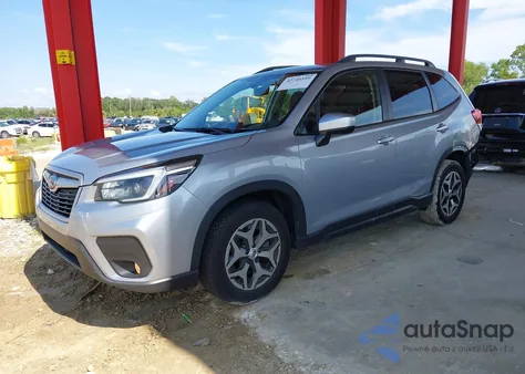 2021 Subaru Forester Premium z USA, uszkodzony, nr VIN JF2SKAFC4MH500973